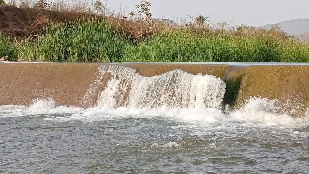 Chandil Dam: भारी बारिश से जन जीवन अस्त-व्यस्त, कई मार्ग जलमग्न 16