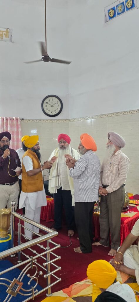 Gurudwara Committee: सतबीर सिंह सत्ते प्रधान बने‚ नई कमिटी की घोषणा‚ सेवा का संकल्प लिया 15