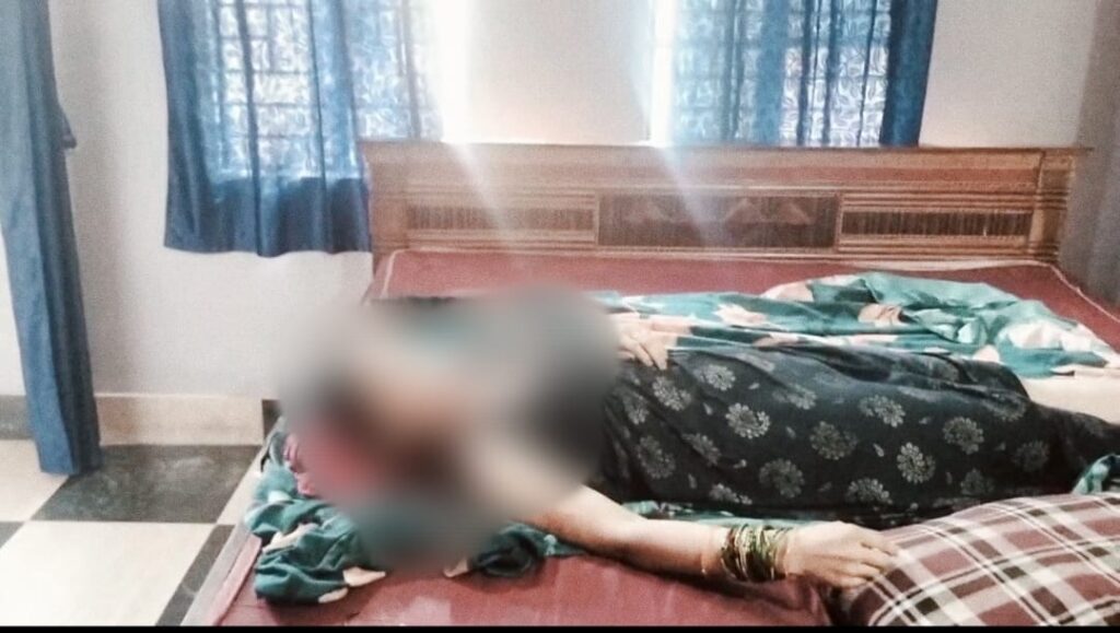 Woman Murdered Jamshedpur:नामदा बस्ती में महिला की गला रेतकर हत्या‚ इलाके में मचा हड़कंप 14