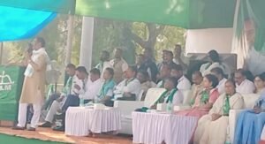 JMM Campaign: घाटशिला उपचुनाव में झामुमो का अंतिम शक्ति प्रदर्शन‚ मुख्यमंत्री दंपत्ति ने जनता से समर्थन मांगा