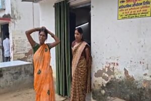 Garwha News: भवनाथपुर CHC से बच्चा चोरी का आरोप, प्रभारी डॉक्टर पर भी उठे सवाल