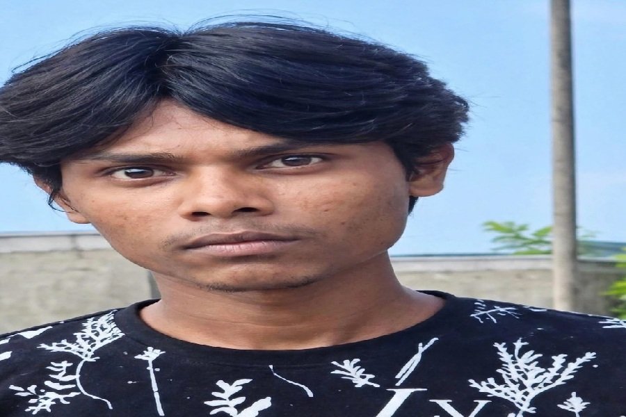 Seraikela News: कपाली के ताजनगर में 22 वर्षीय युवक की मौत, घर में फंदे से लटका मिला शव