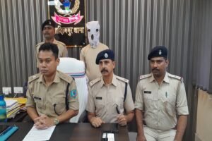 Adityapur Crime News: आदित्यपुर ज्वेलर्स लूटकांड में तीन साल बाद गिरफ्तारी, वैशाली से पकड़ा गया फरार आरोपी