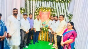 Jharkhand News: नेमरा पहुंचे कुणाल षाड़ंगी, मुख्यमंत्री हेमंत सोरेन से मुलाकात कर रूपी सोरेन को दी श्रद्धांजलि