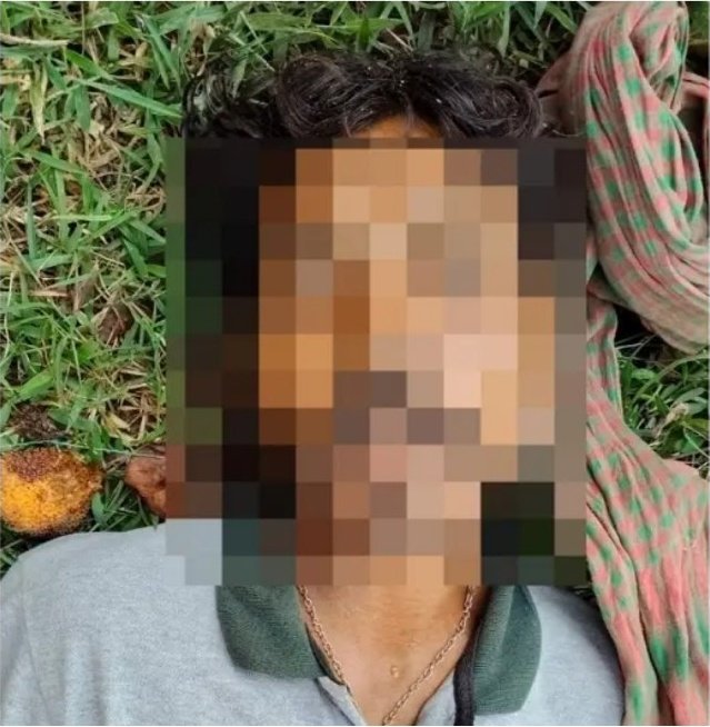 Jharkhand News: चाकुलिया में पेड़ से झूलता मिला अज्ञात व्यक्ति का शव, इलाके में फैली सनसनी